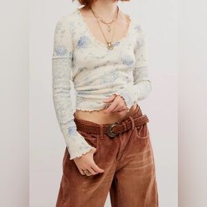 Free People We the Free Clover Printed Thermal Long Sleeve Tee White Blue Small